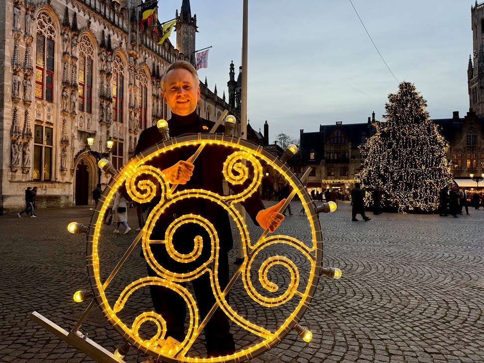 Gezellige sfeer in het Brugse dankzij duurzame feestverlichting