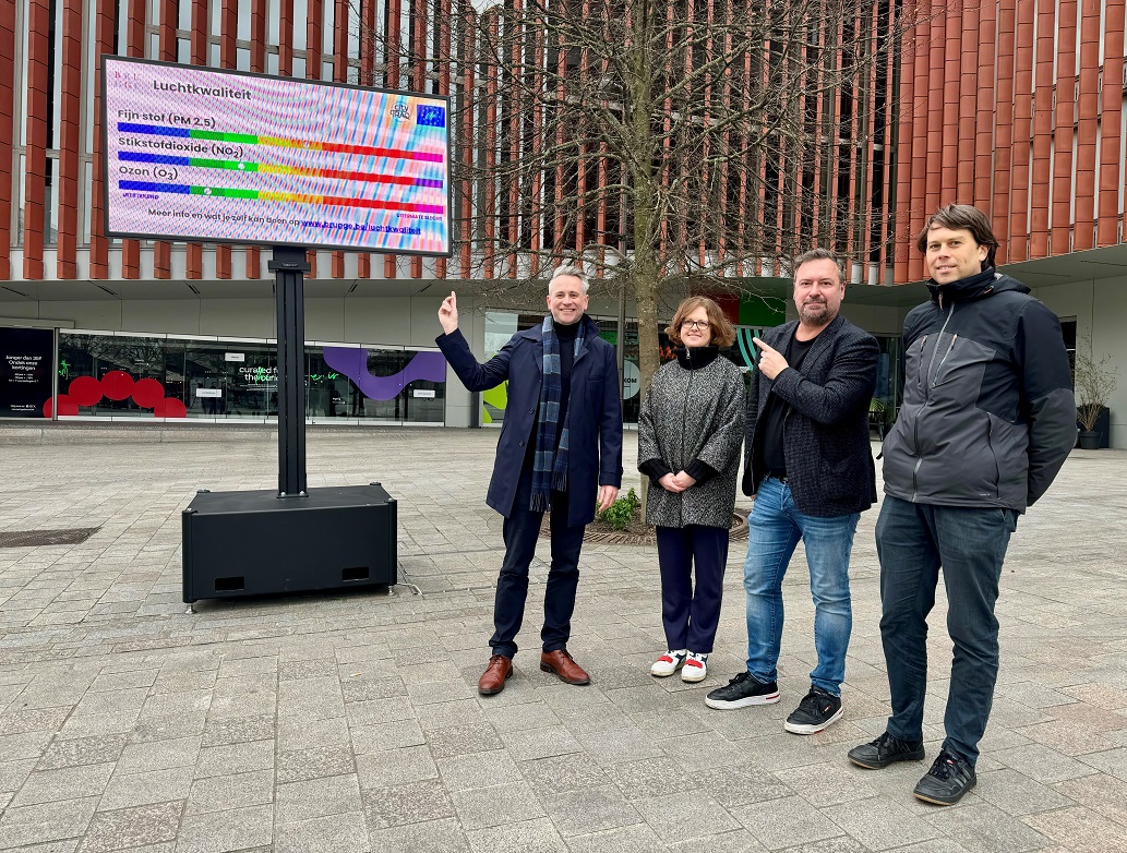 Mobiel beeldscherm informeert over Brugse luchtkwaliteit