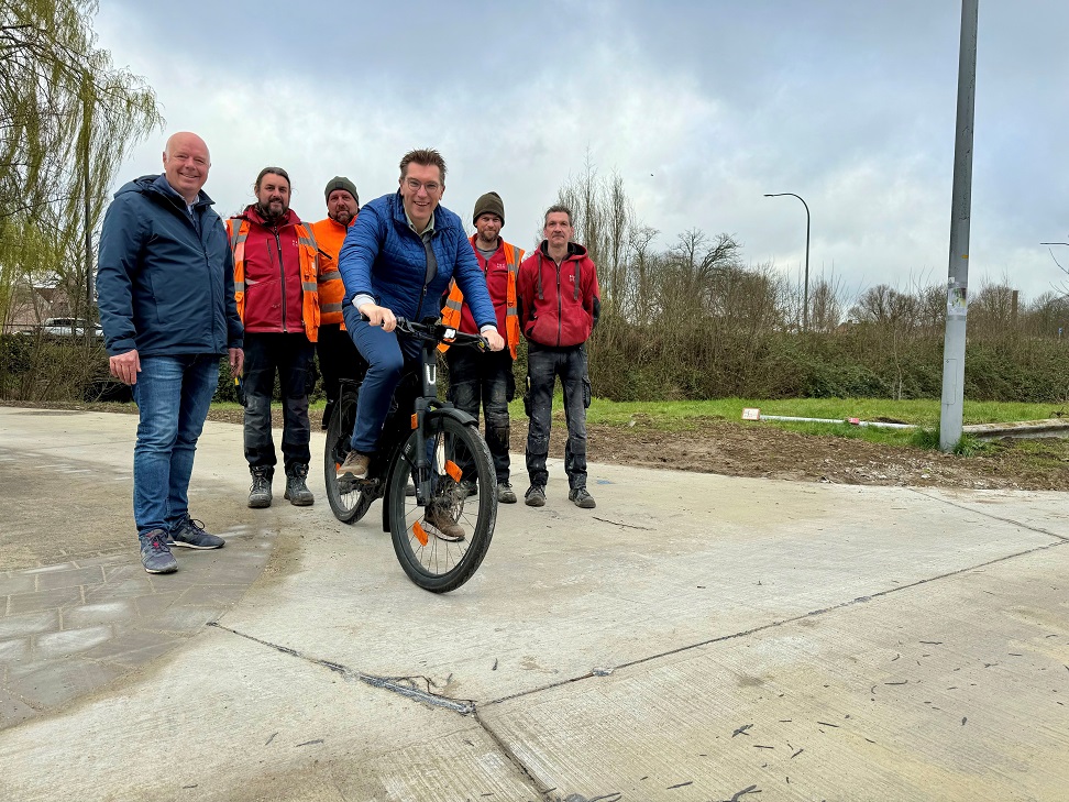 Verbeterde infrastructuur in Assebroekse Nijverheidsstraat