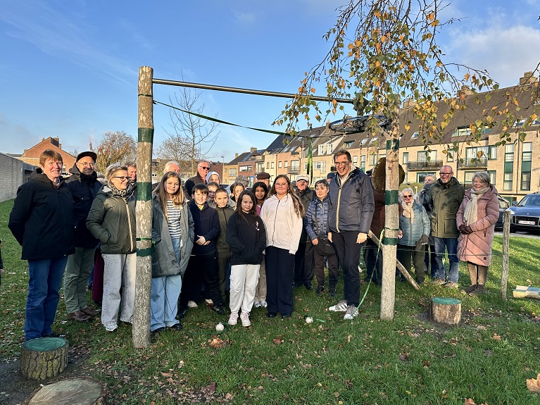 Inhuldiging vernieuwd kapelletje en troosthoekje in Sint-Andries Brugge