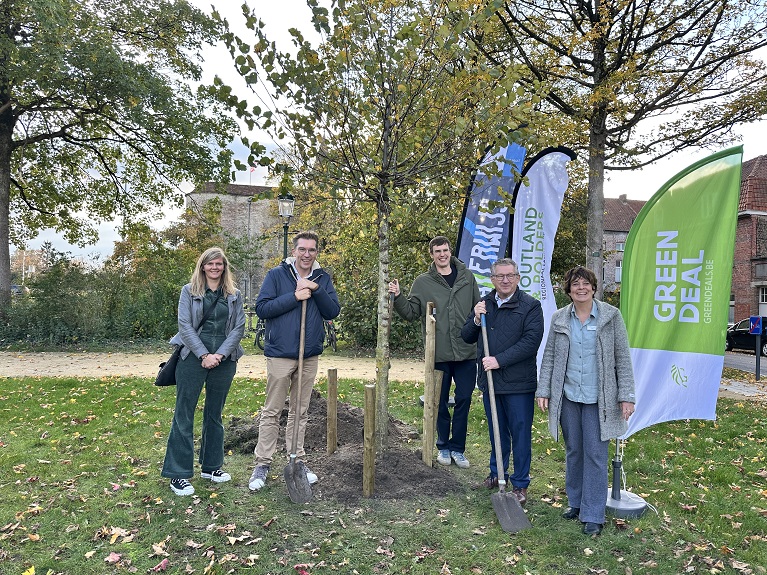 Minister Brouns bekroont Waterland vzw voor innovatieve waterprojecten