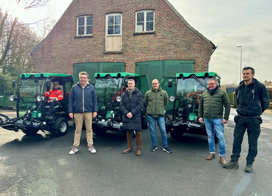 Voorstelling nieuwe Brugse grasmaaiers met maaibreedte van 1,5 meter