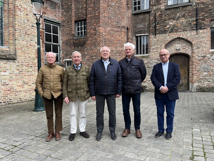 Een beeld ter ere van de Brugse Hospitaalzusters