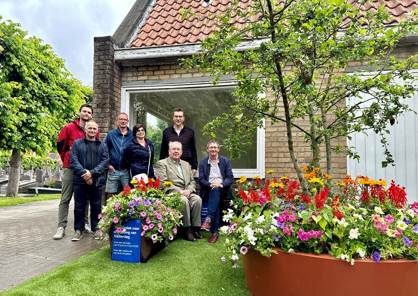 Stad Brugge zet overleden vaders letterlijk in de bloemen op Vaderdag