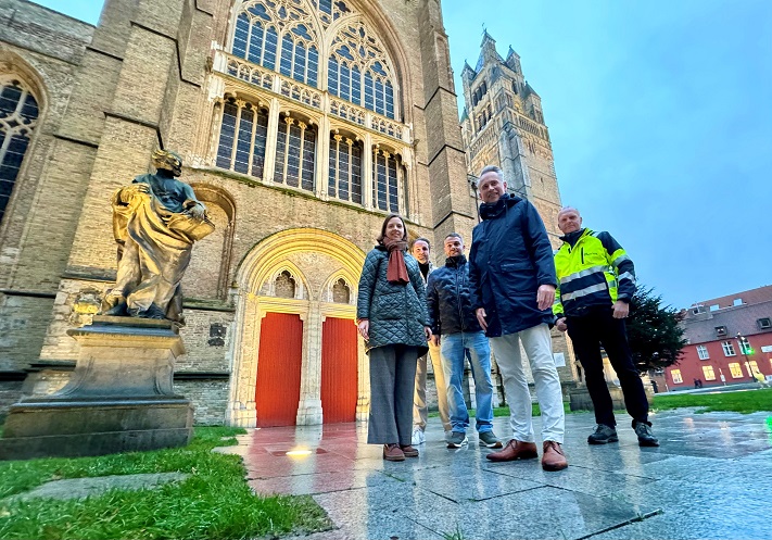 Brugse Sint-Salvatorskathedraal baadt in nieuw en energiezuinig licht