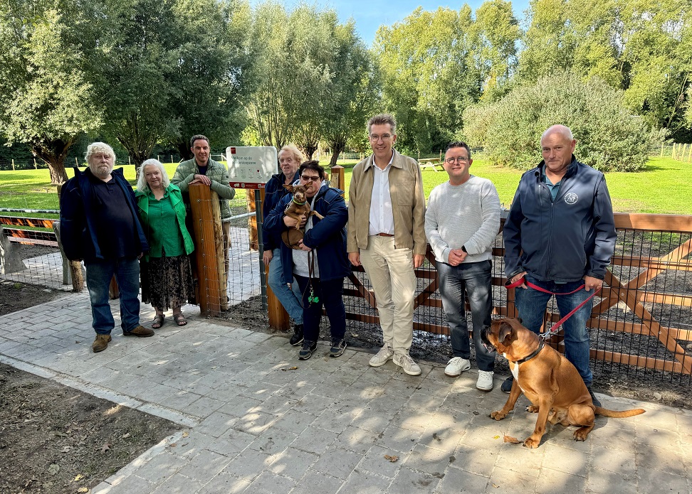 Stad Brugge opent grootste hondenlosloopzone in Sint-Michiels Brugge