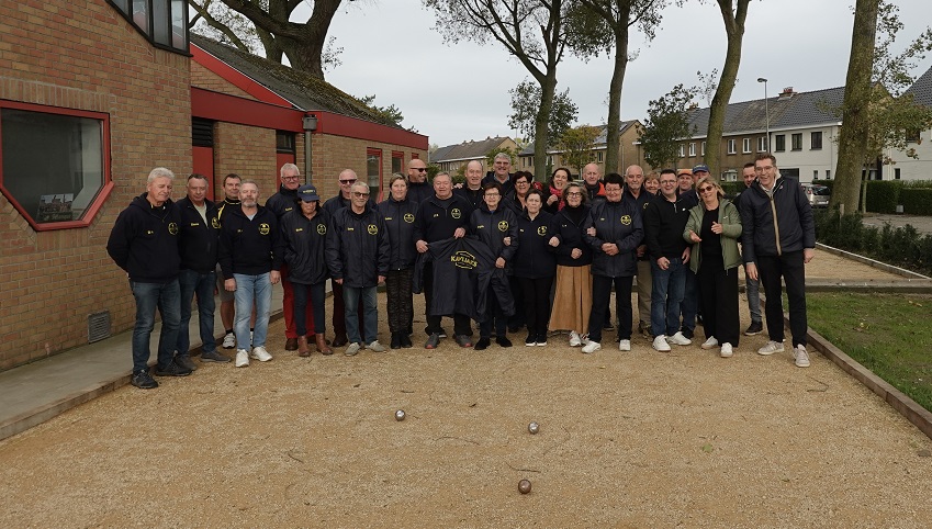 Stad Brugge legt zes extra petanquevelden aan voor petanqueclub Le Pastis Zwankendamme